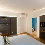Nilo Relais Quiet Courtyarq In Historic Center Vendégház 4*